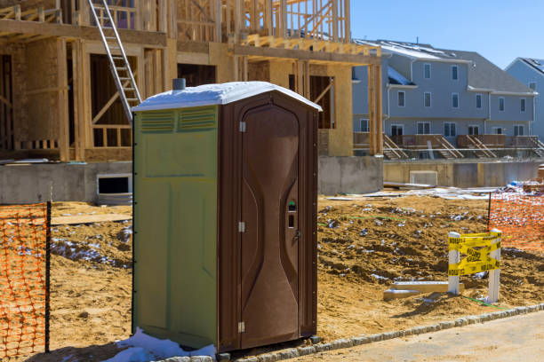 Best Construction site porta potty rental  in Briarcliff, TX