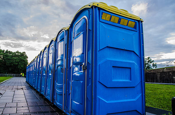 Best Portable restroom trailer rental  in Briarcliff, TX